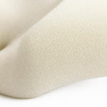 Detalle del material memory foam del soporte cervical